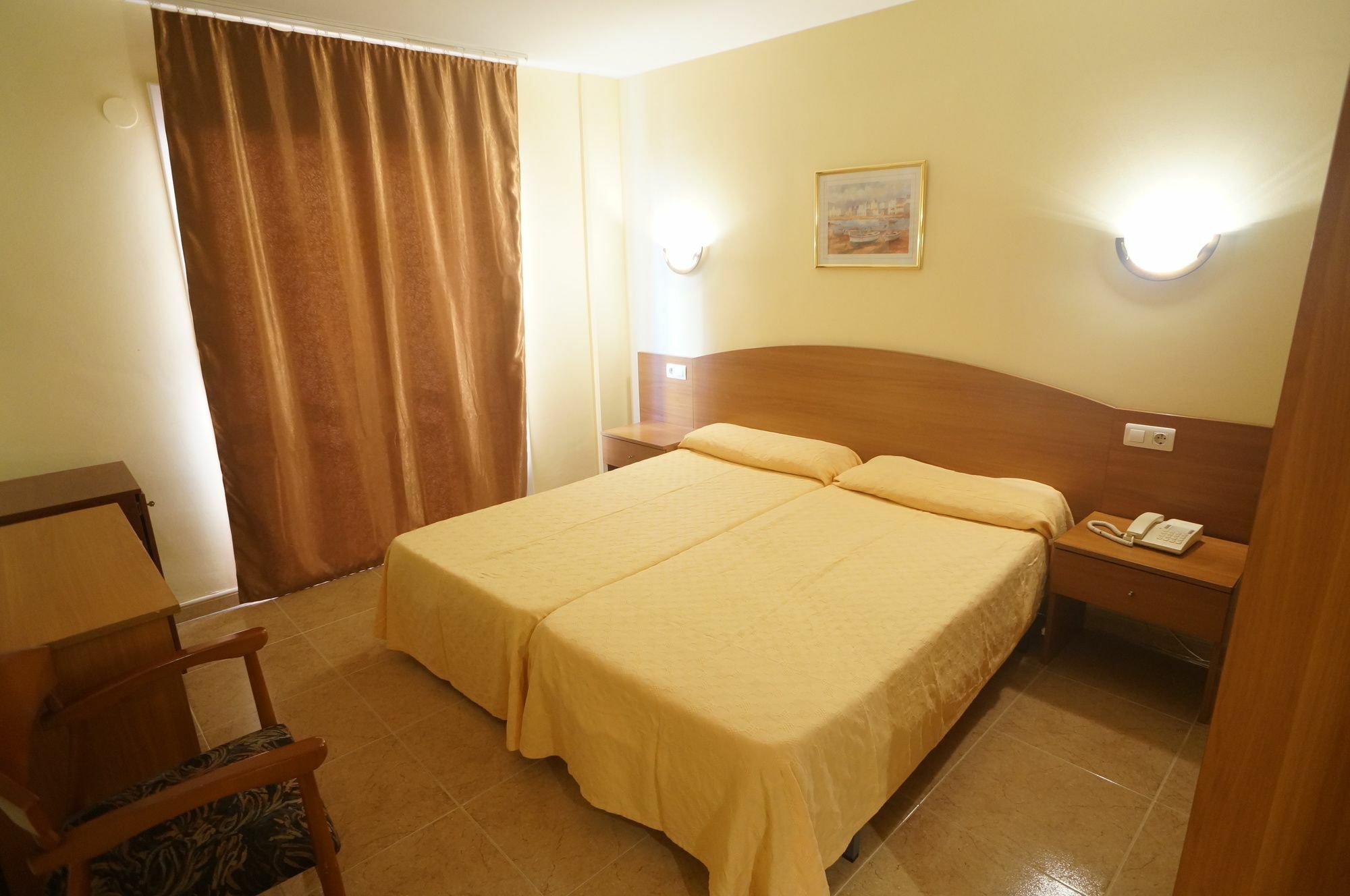 Hotel Sunshine Park Лорет де Мар Екстериор снимка
